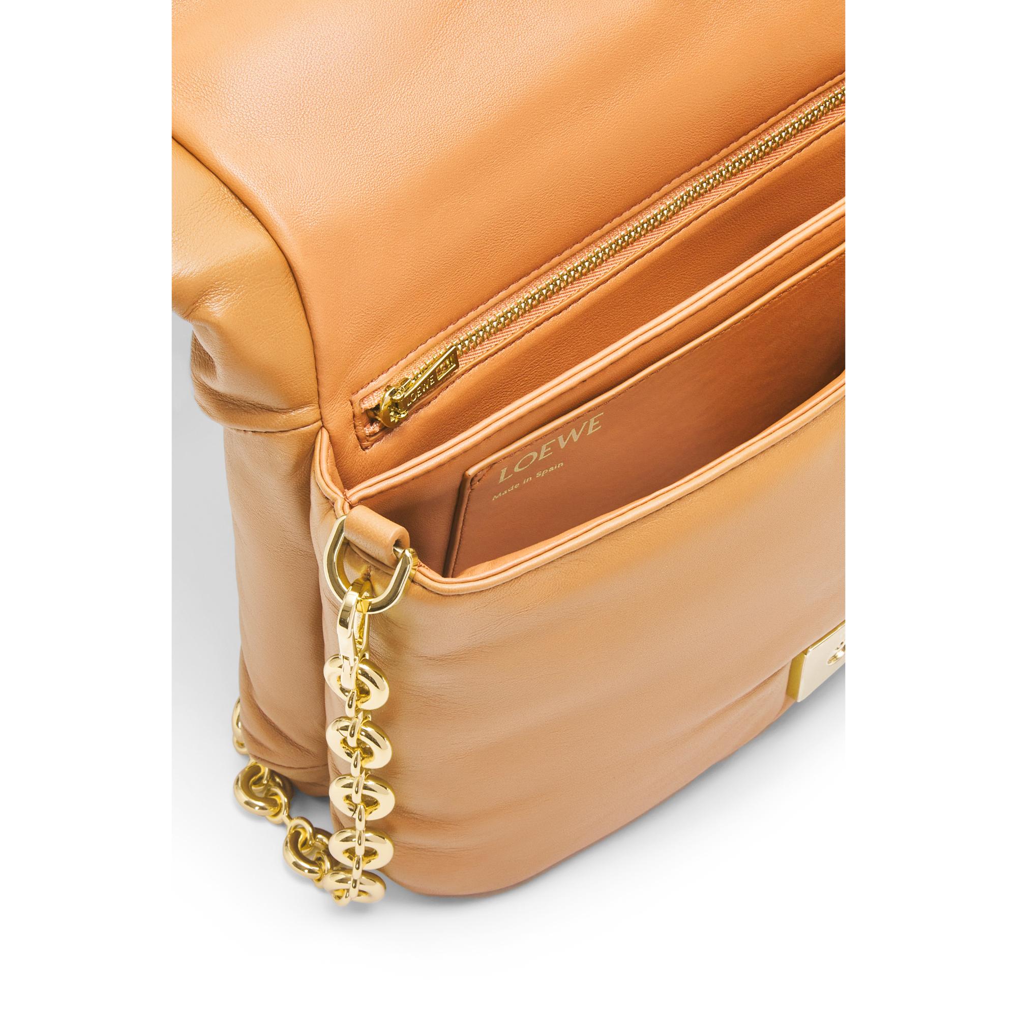 GOYA PUFFER BAG_SHINY NAPPA LAMBSKIN_CAMEL