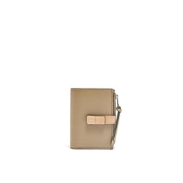 SGC SLIM COMPACT WALLET_SOFT GRAINED CALF_ARTICHOKE GREEN/DUSTY BEIGE