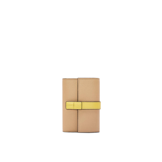 SGC SMALL VERTICAL WALLET_SOFT GRAINED CALF_BUTTER/PALE LEMON