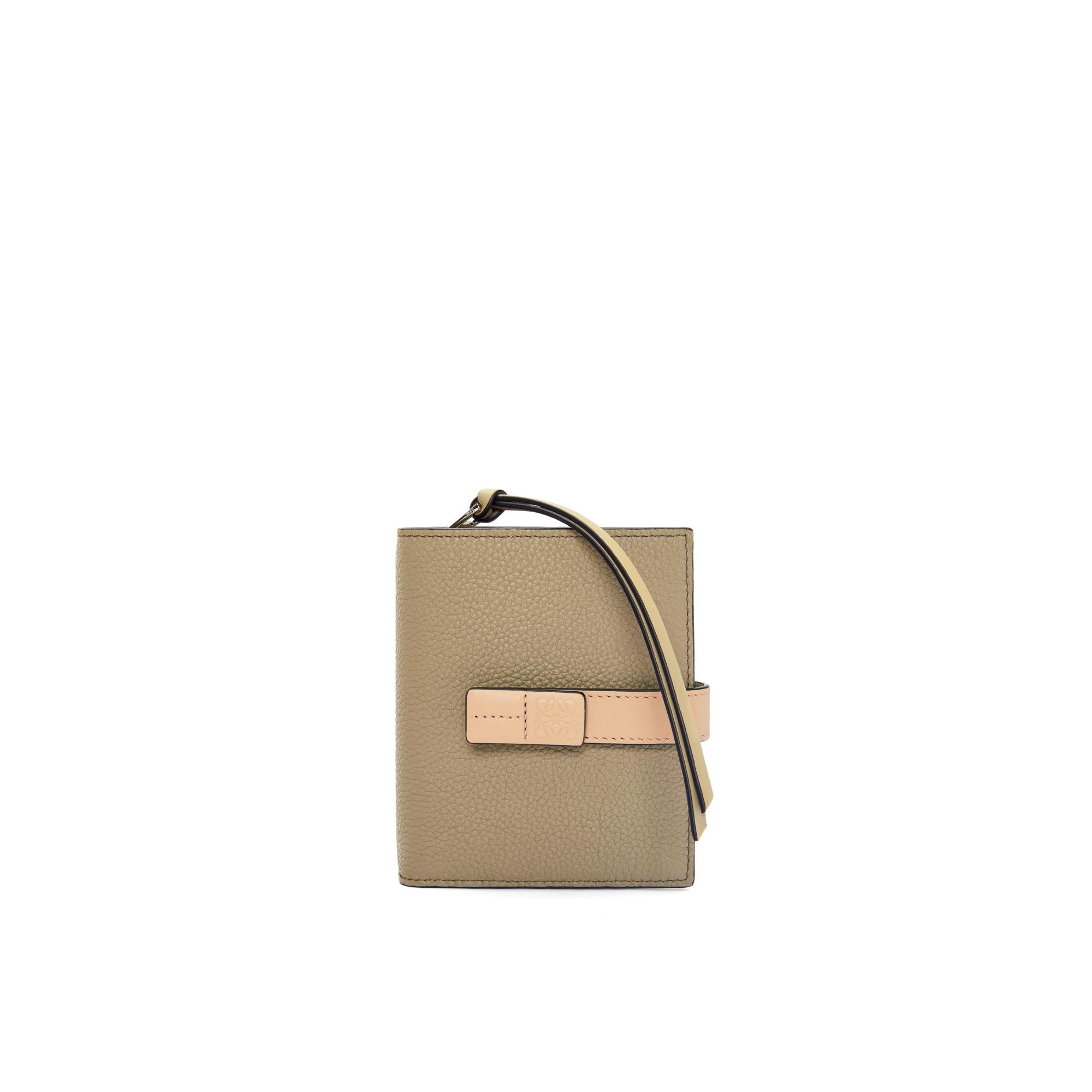 SGC COMPACT ZIP WALLET_SOFT GRAINED CALF_ARTICHOKE GREEN/DUSTY BEIGE