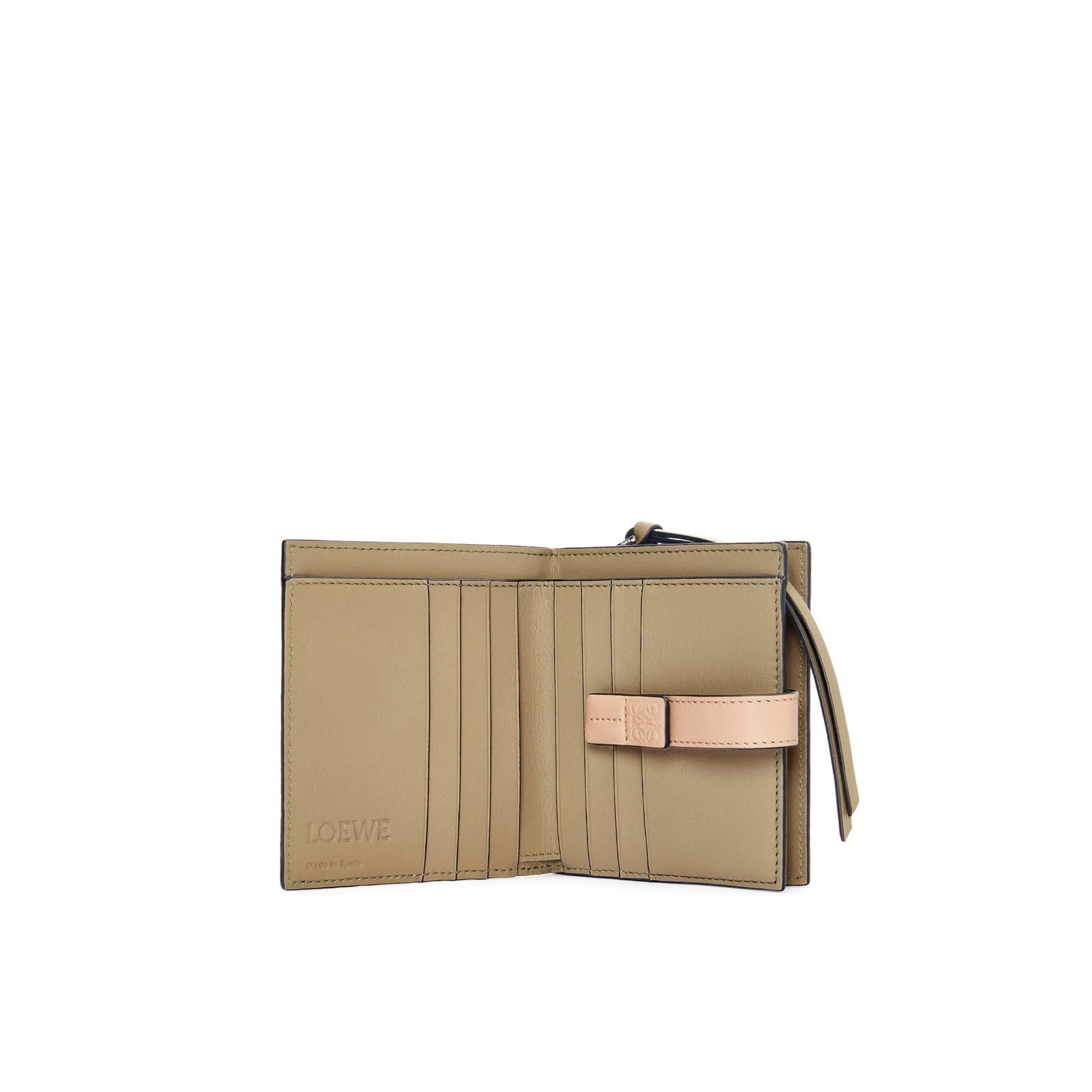 SGC COMPACT ZIP WALLET_SOFT GRAINED CALF_ARTICHOKE GREEN/DUSTY BEIGE