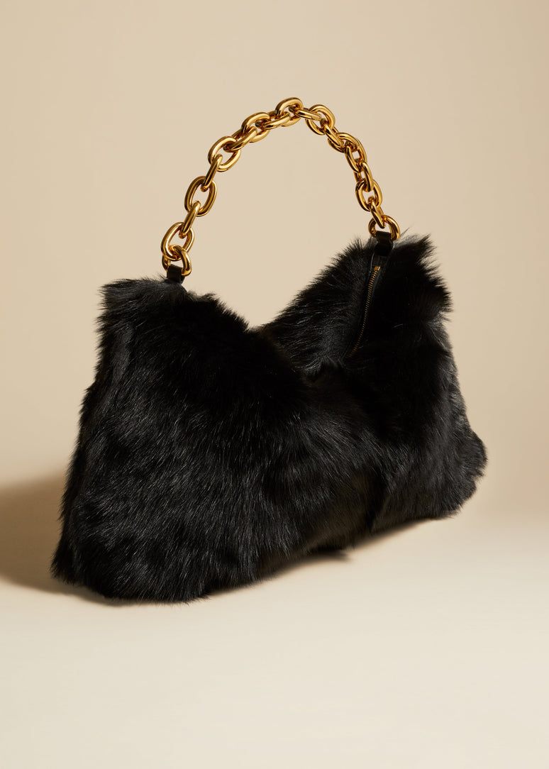 클라라 백 블랙 시어링