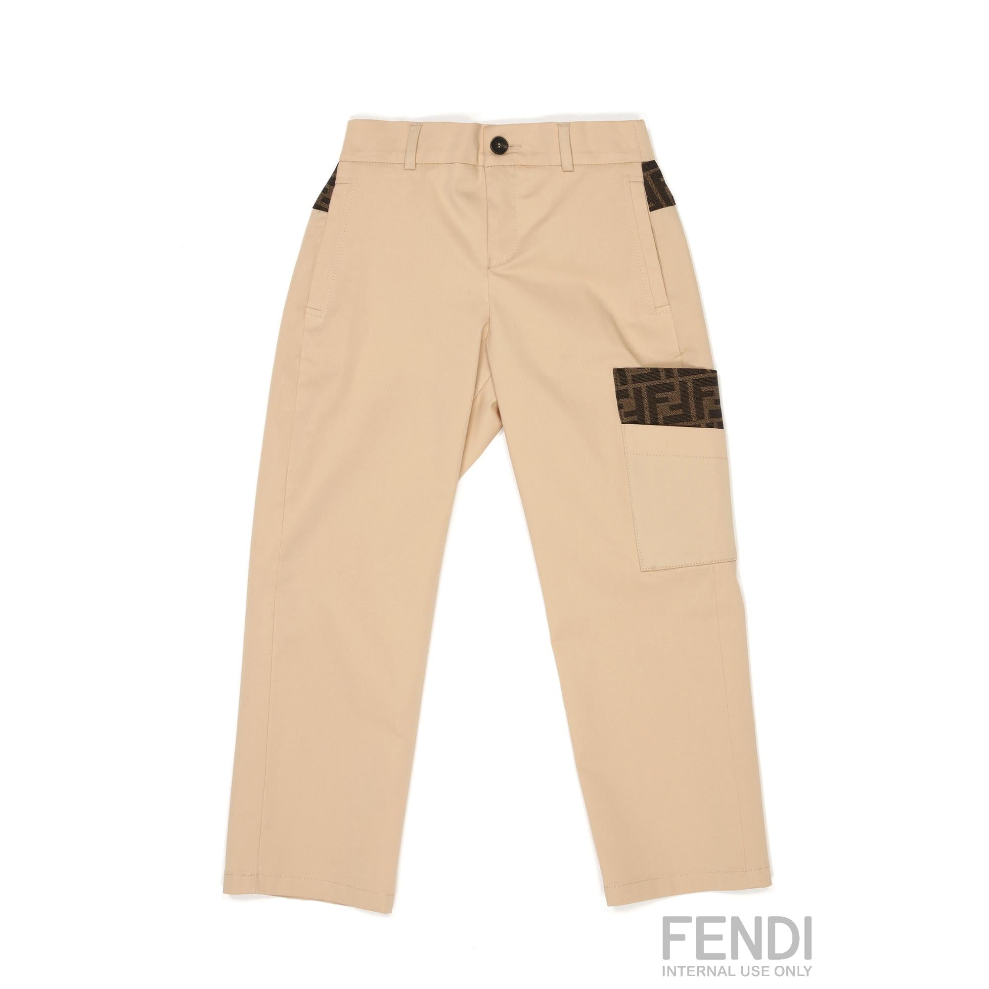 베이지 포켓 디테일 팬츠