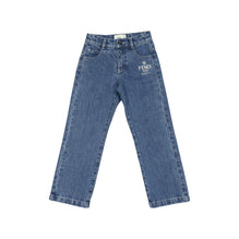 블루 로고 자수 스트레이트 데님 팬츠