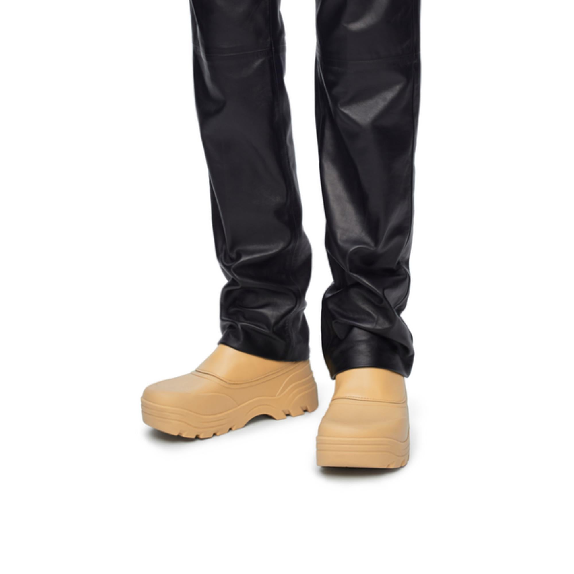 FIELD CHELSEA BOOT_NUBUCK_MEDIUM CONCEALER