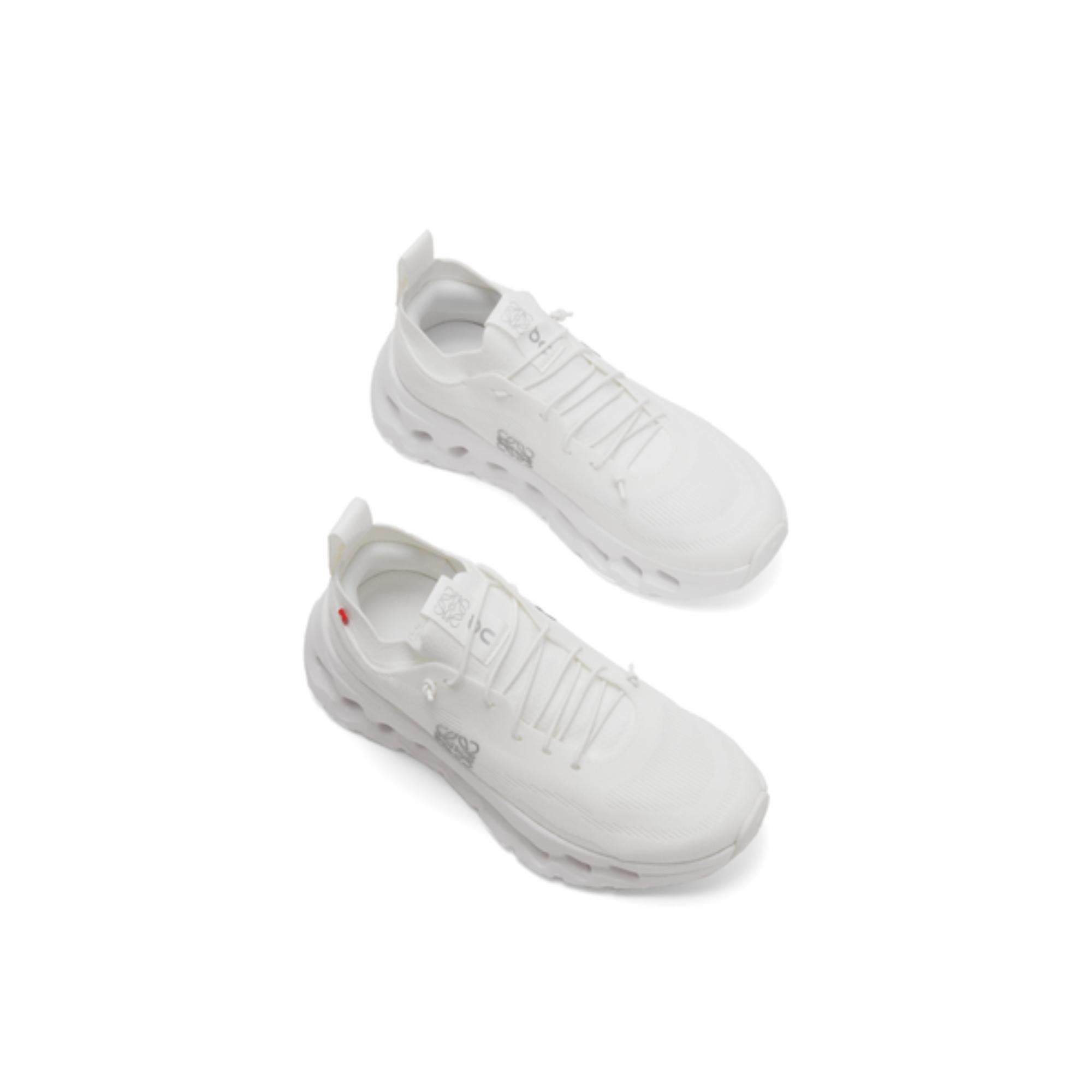 CLOUDTILT_RECYCLED POLYESTER_ALL WHITE