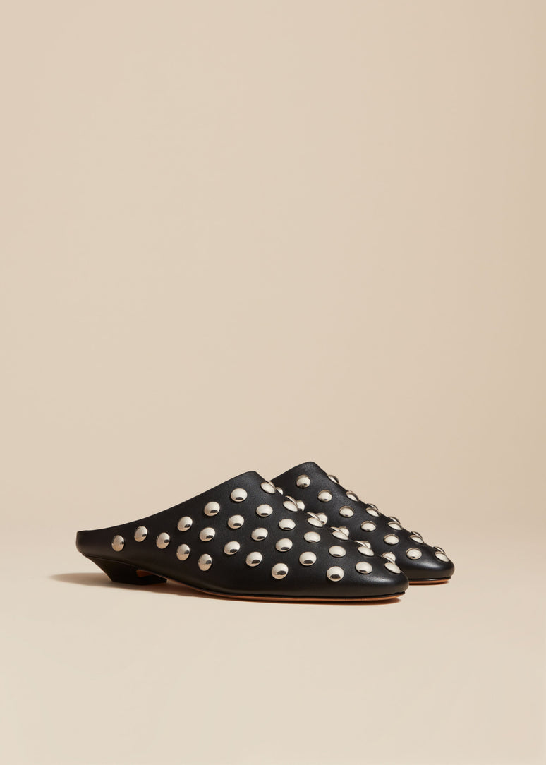 오토 뮬 블랙 가죽 스터즈 장식