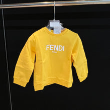 베이비 옐로우 스웻셔츠